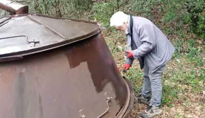 Dernière touche à la restauration de la charbonnière